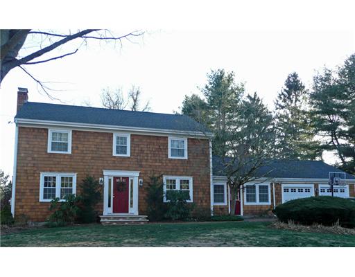 9 Ridgewood Road Barrington, RI 02806 - Photo 1 of 12 Exterior Front.