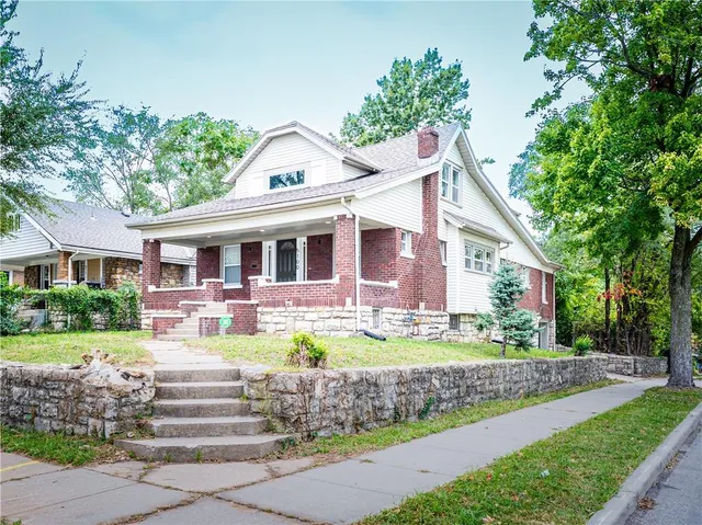 $329,900 | 5100 Garfield Avenue, Kansas City, MO 64130