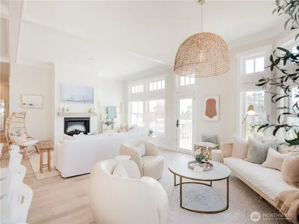 $1,498,000 | 204 Market Street, Unit A, Pacific Beach, WA 98571