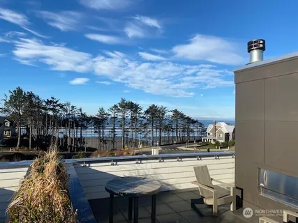 $1,498,000 | 204 Market Street, Unit A, Pacific Beach, WA 98571