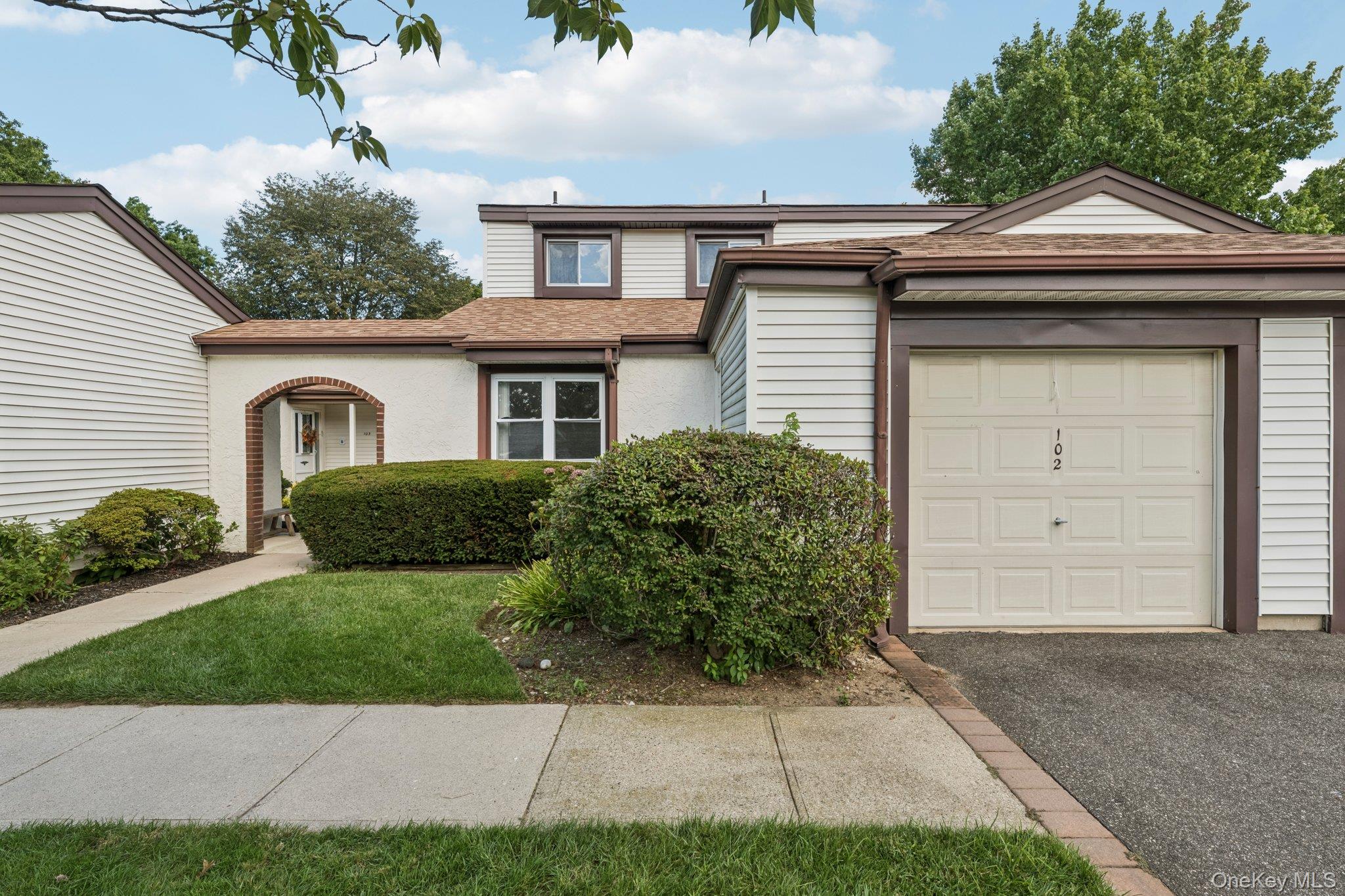 Welcome to 102 Gotham Way