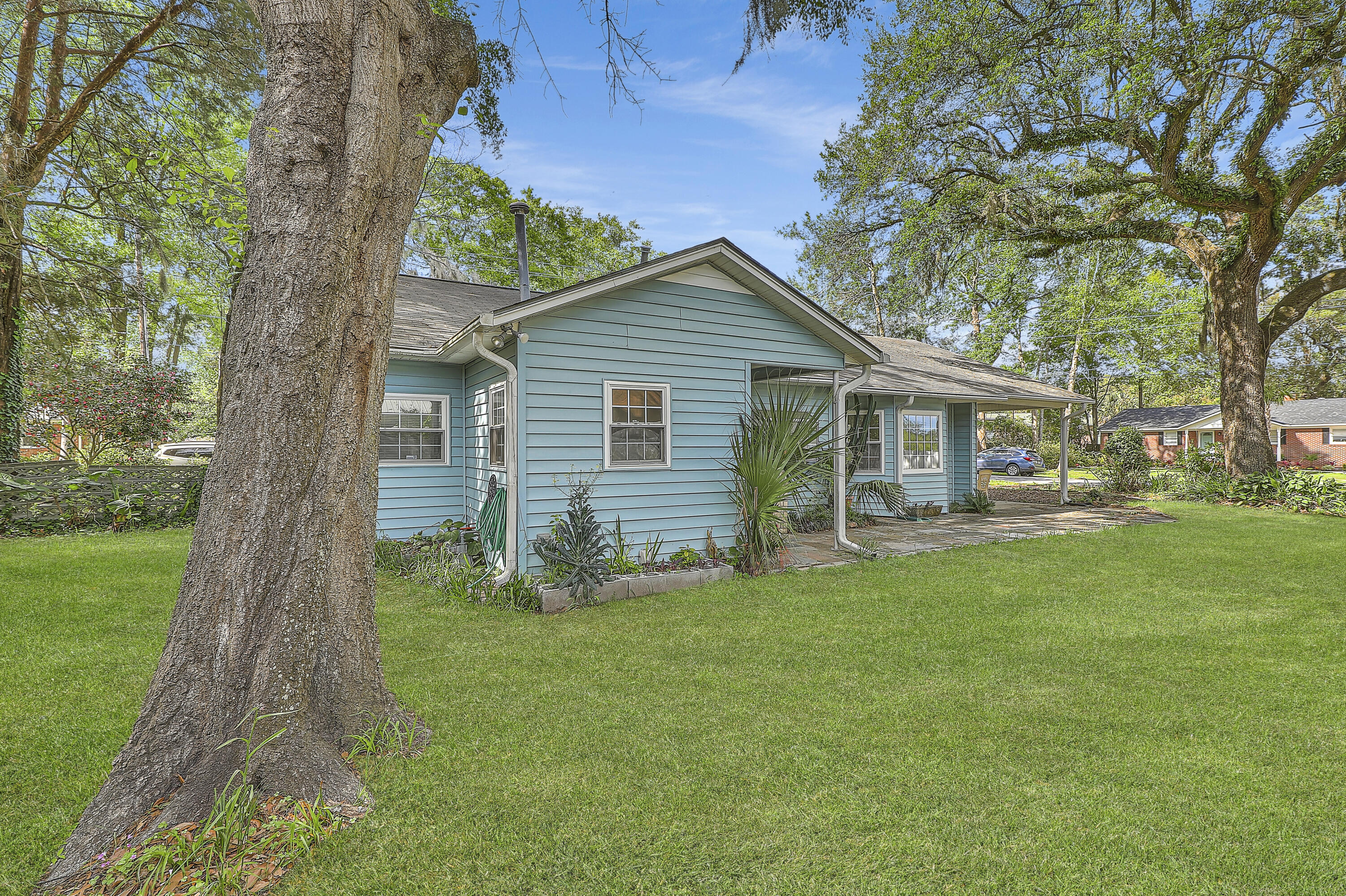 1767 Dogwood Road Charleston, SC 29414 - Photo 28 of 30 IMG_7642_3_4_5_6_7_8