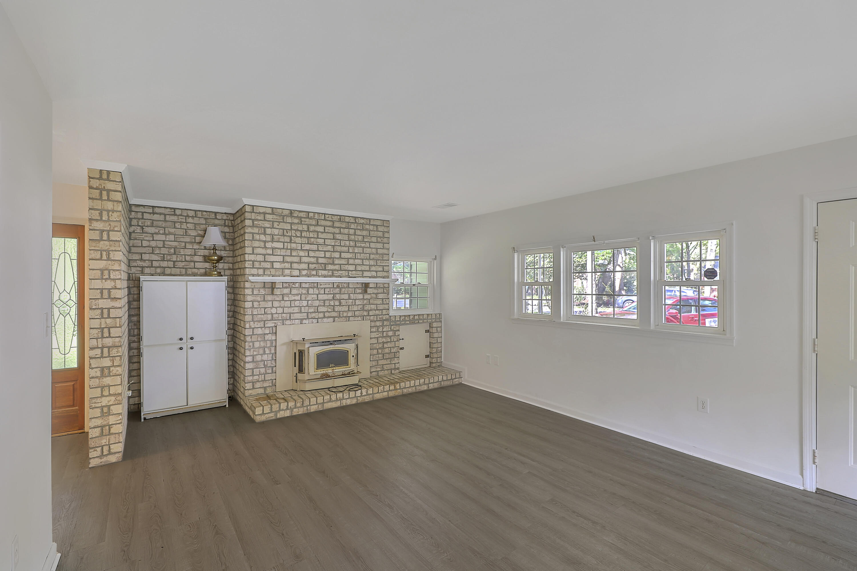 1767 Dogwood Road Charleston, SC 29414 - Photo 6 of 30 IMG_7481_2_3_4_5_6_7