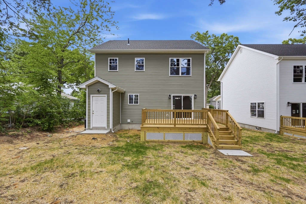 30 Goldenrod Street Springfield, MA 01109 - Photo 35 of 38