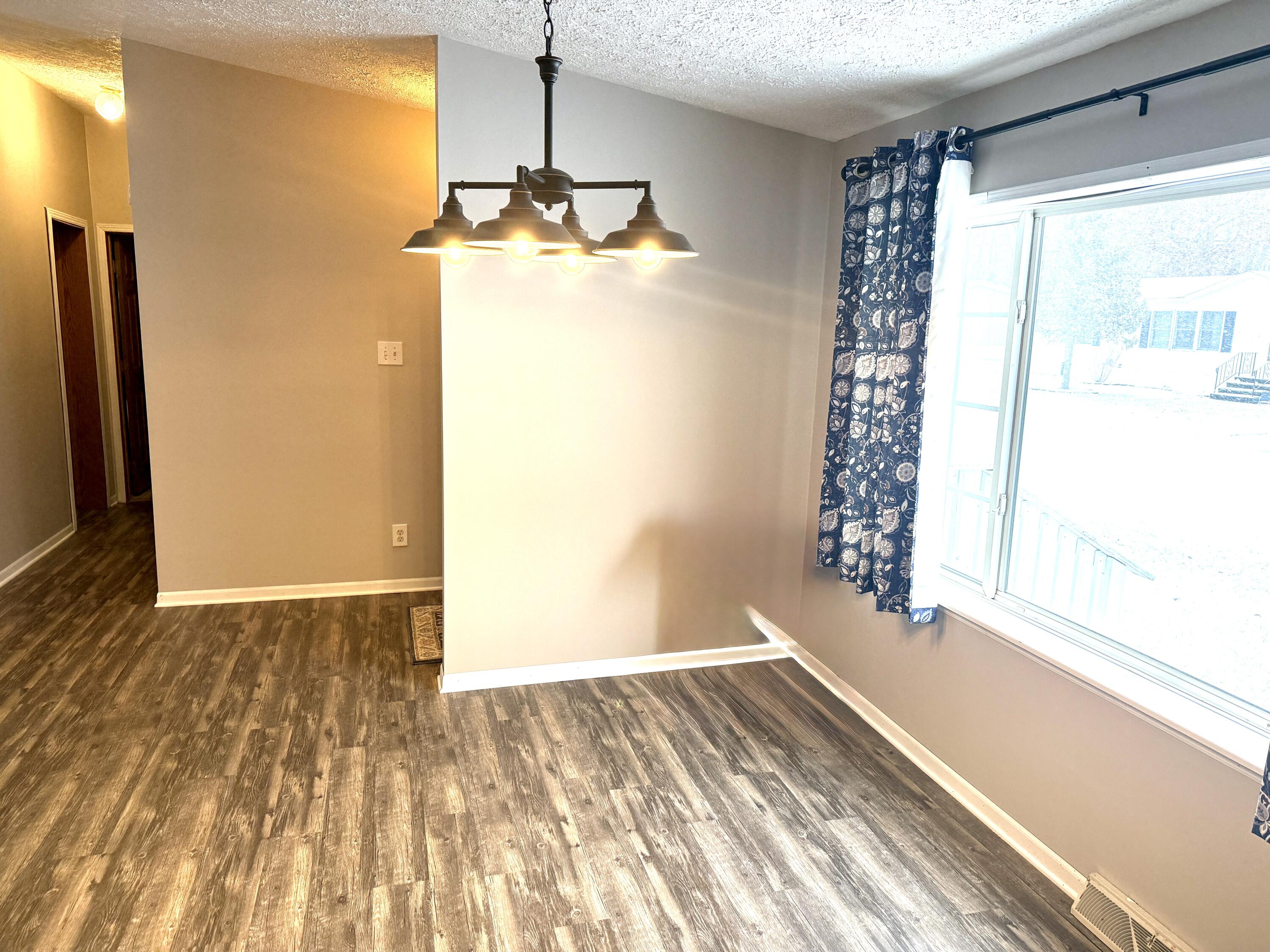 3828 Idlewild Street Jackson, MI 49201 - Photo 8 of 22 IMG_6550