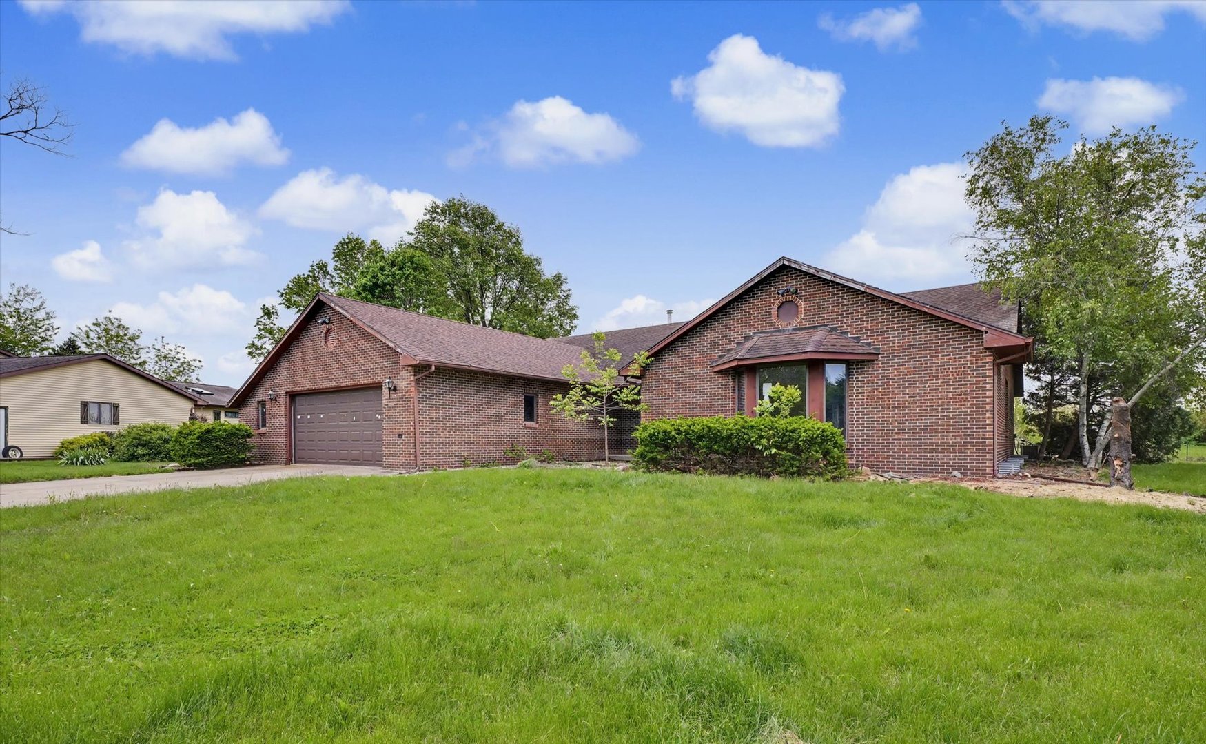 153 Lake Road Seymour, IL 61875 - Photo 5 of 37