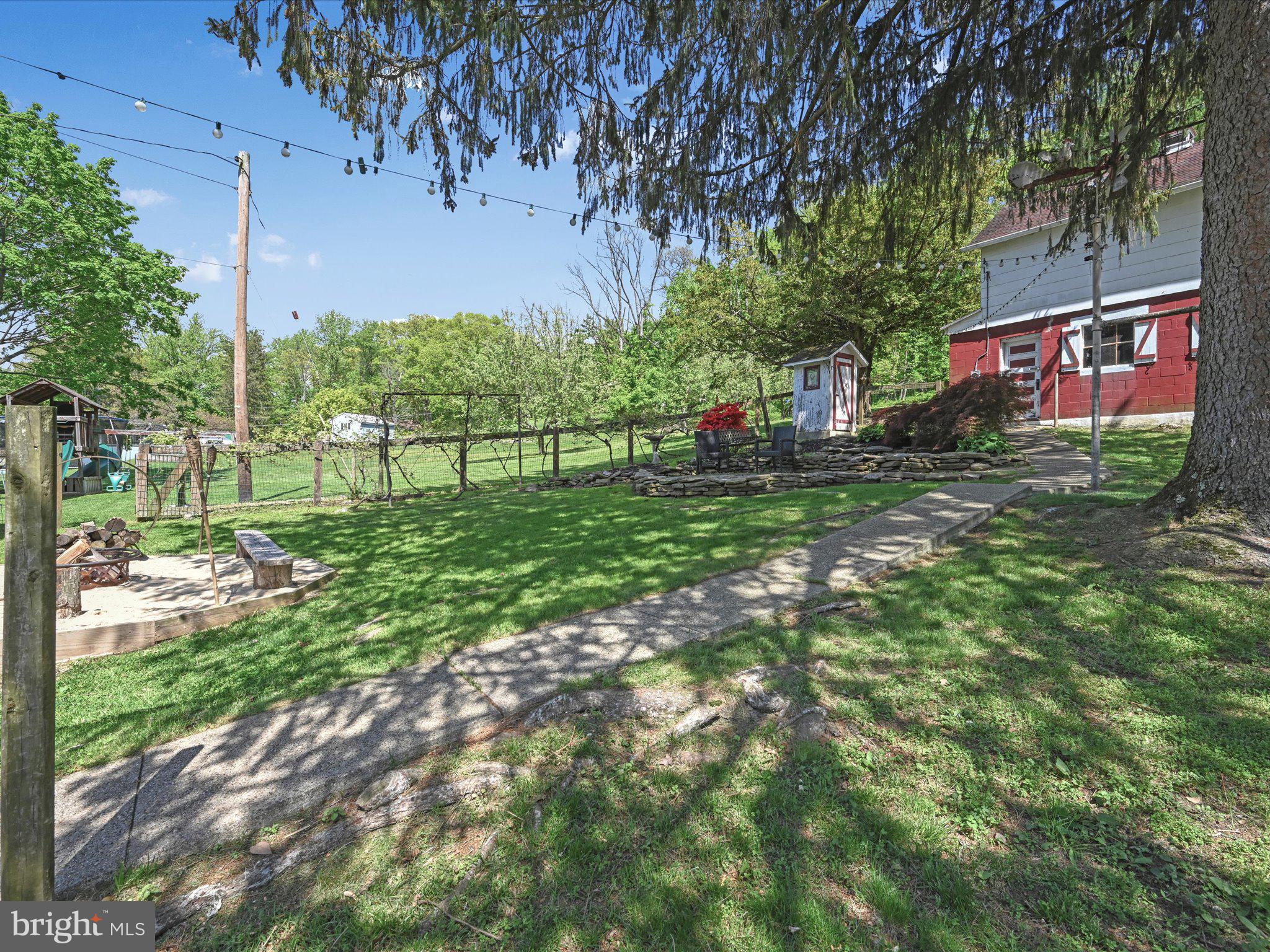 1604 Butter Lane Reading, PA 19606 - Photo 26 of 32