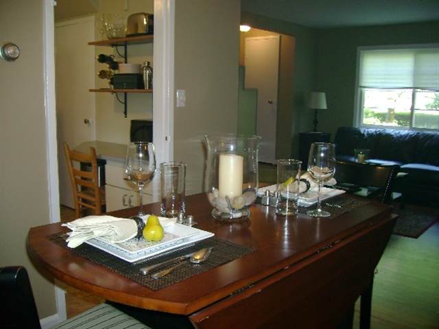 1812 Graefield Road Birmingham, MI 48009 - Photo 7 of 21 31011075-6.JPG