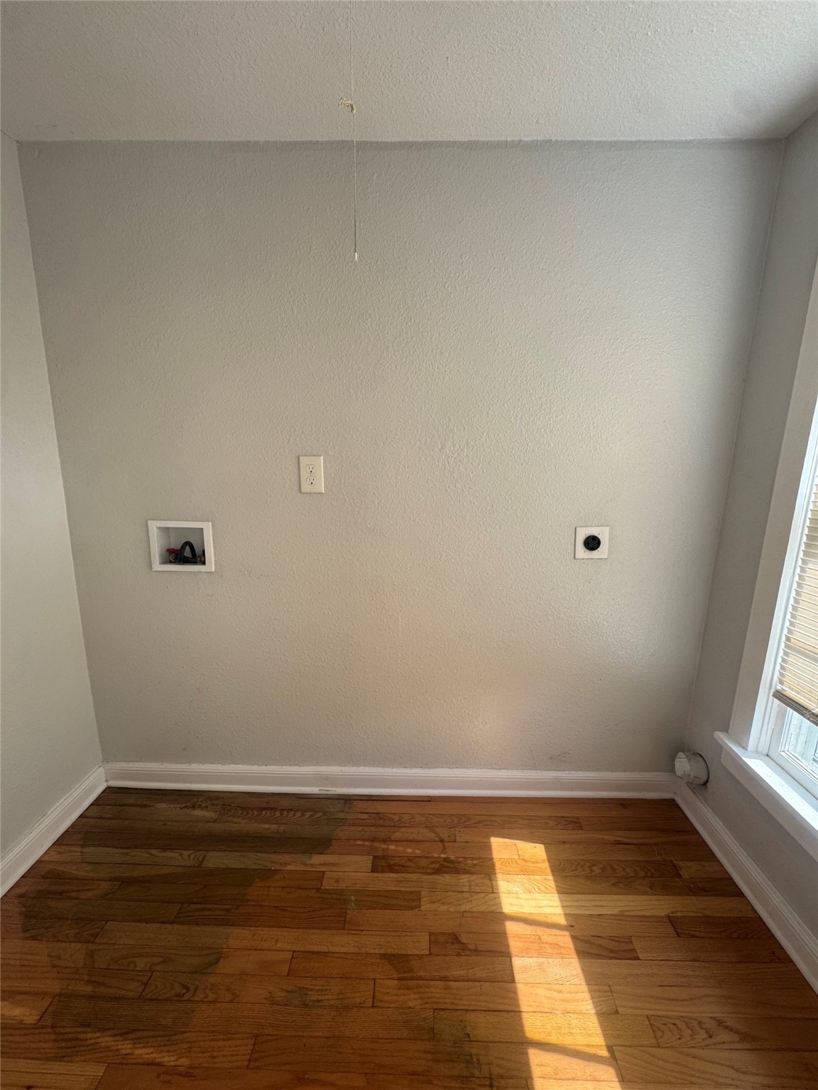 512 Rice Street Angleton, TX 77515 - Photo 12 of 12 a view of an empty room