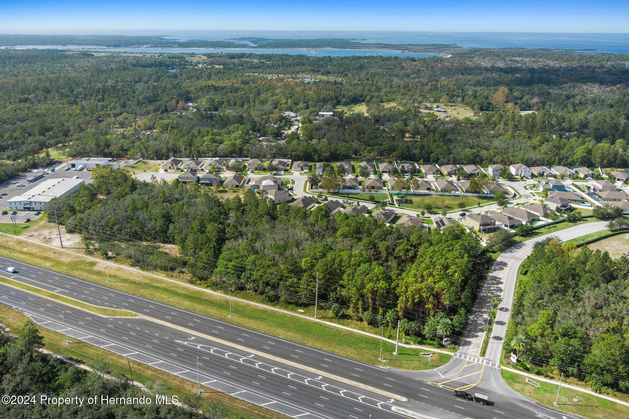 18119 Us-19 Hudson, FL 34667 - Photo 15 of 47 a view of a city