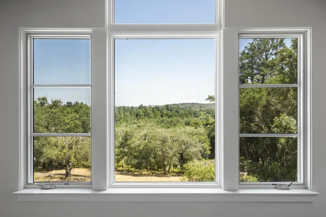 $4,565,000 | 1439 Portola Road, Woodside, CA 94062