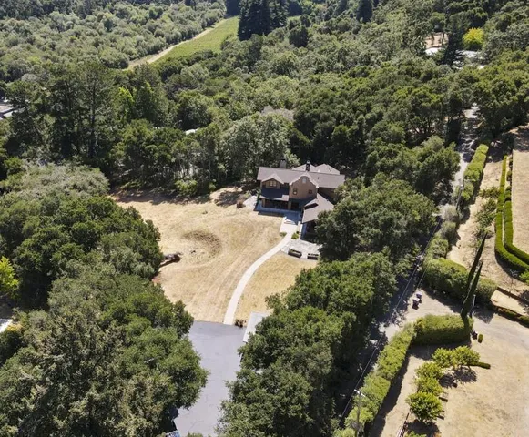 $4,565,000 | 1439 Portola Road, Woodside, CA 94062