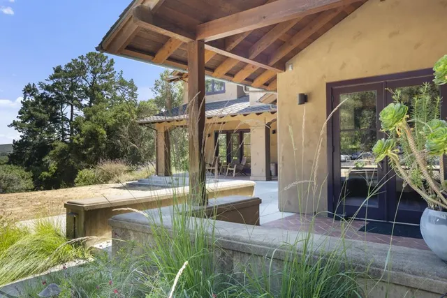 $4,565,000 | 1439 Portola Road, Woodside, CA 94062