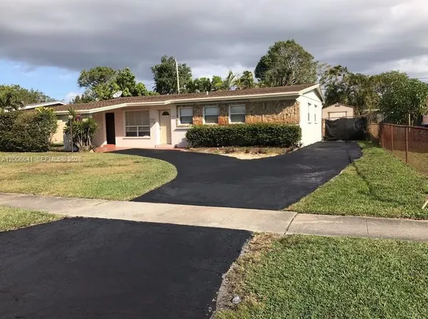 $449,999 | 1118 Northwest 43 Terrace, Lauderhill, FL 33313