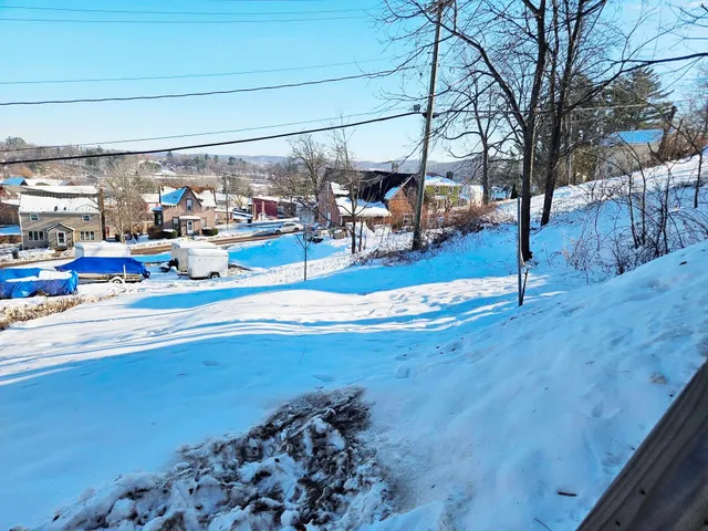 $79,900 | 308 Academy Street, Elroy, WI 53929