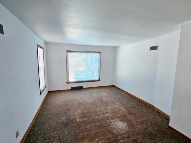 $79,900 | 308 Academy Street, Elroy, WI 53929