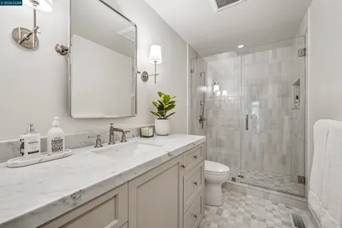 $3,500,000 | 39 Comistas Court, Walnut Creek, CA 94598