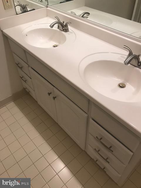 1817 Post Oak Trail Reston, VA 20191 - Photo 23 of 40