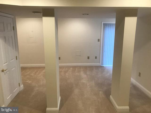 1817 Post Oak Trail Reston, VA 20191 - Photo 27 of 40