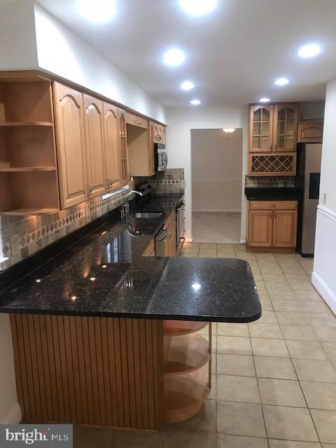 1817 Post Oak Trail Reston, VA 20191 - Photo 6 of 40