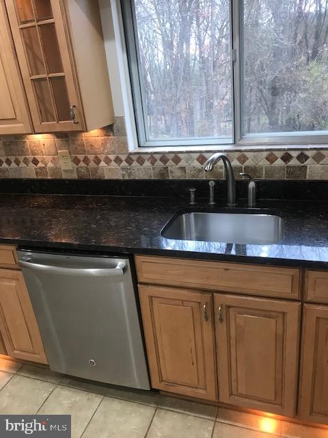 1817 Post Oak Trail Reston, VA 20191 - Photo 10 of 40
