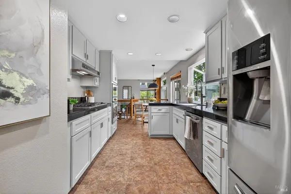 $899,000 | 8818 Clothier Lane, Cotati, CA 94931