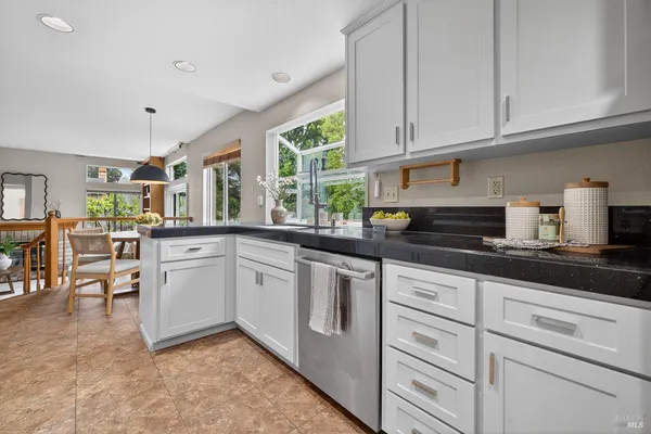 $899,000 | 8818 Clothier Lane, Cotati, CA 94931