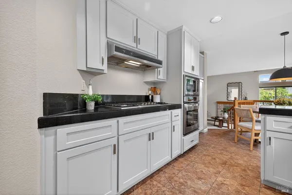 $899,000 | 8818 Clothier Lane, Cotati, CA 94931