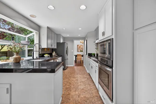 $899,000 | 8818 Clothier Lane, Cotati, CA 94931