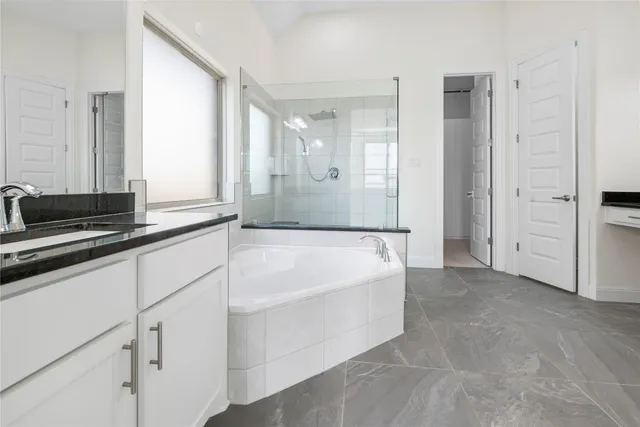 $2,600 | 1105 Malibar Lane, Georgetown, TX 78628