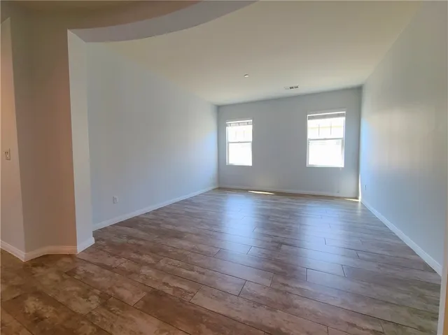 a view of empty room with window