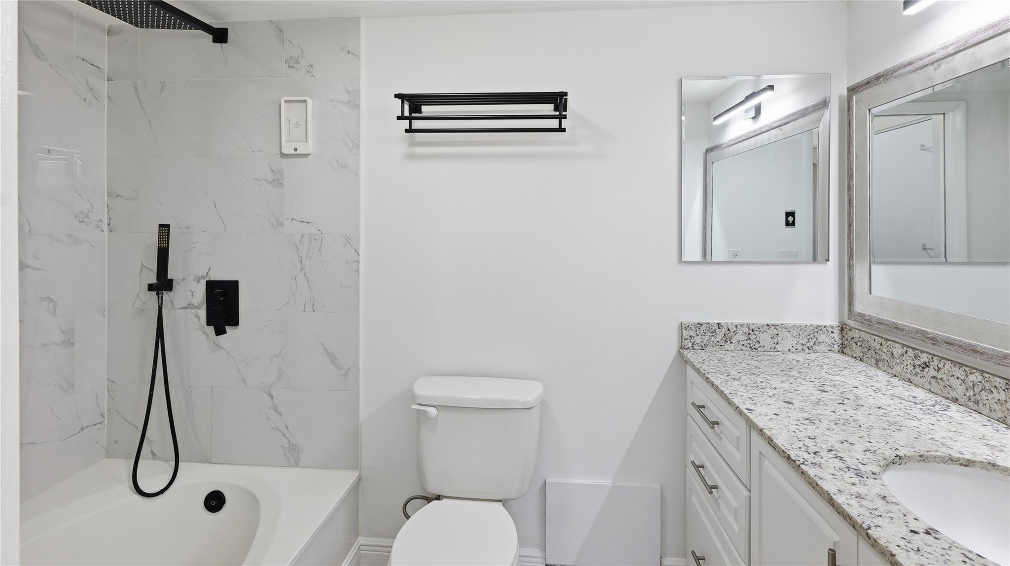 23048 Oxford Place, Unit A Boca Raton, FL 33433 - Photo 4 of 17 Photo 4