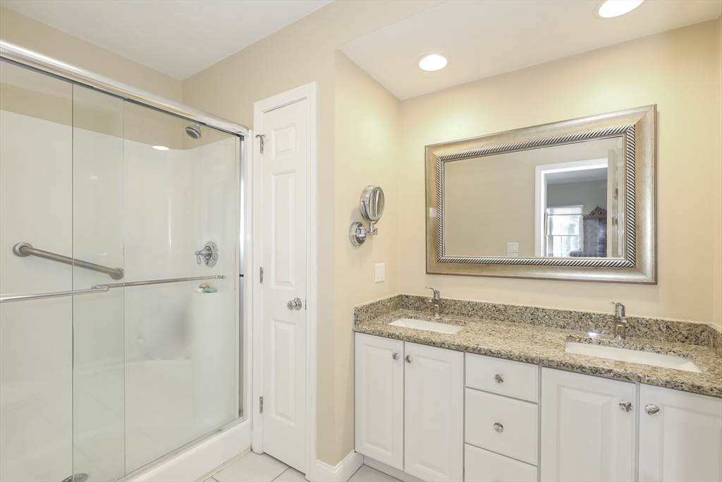 26 Windsor Point, Unit 1 Mashpee, MA 02649 - Photo 8 of 28 Gallery Image 8