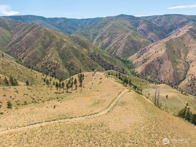 $50,000 | 3-lot Mills Canyon Road, Entiat, WA 98822