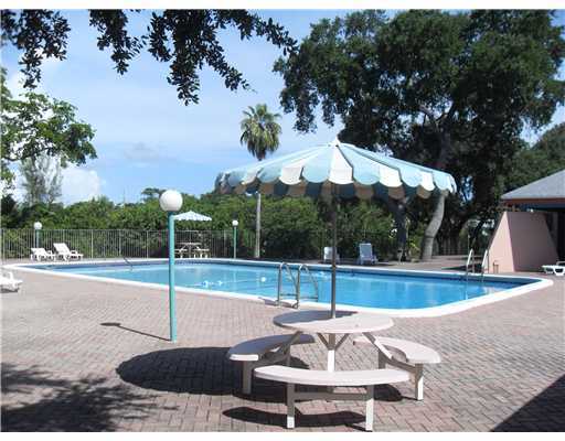 602 Northwest 13th Street, Unit 13 Boca Raton, FL 33486 - Photo 1 of 10 Primary Photo
