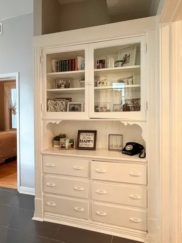 $3,200 | 3016 North Clifton Avenue, Unit 2, Chicago, IL 60657