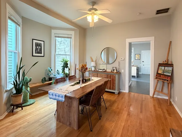 $3,200 | 3016 North Clifton Avenue, Unit 2, Chicago, IL 60657