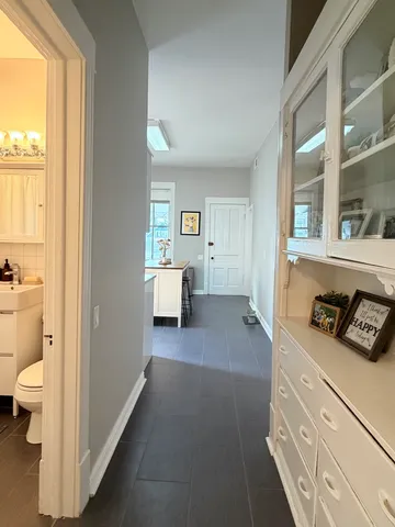 $3,200 | 3016 North Clifton Avenue, Unit 2, Chicago, IL 60657