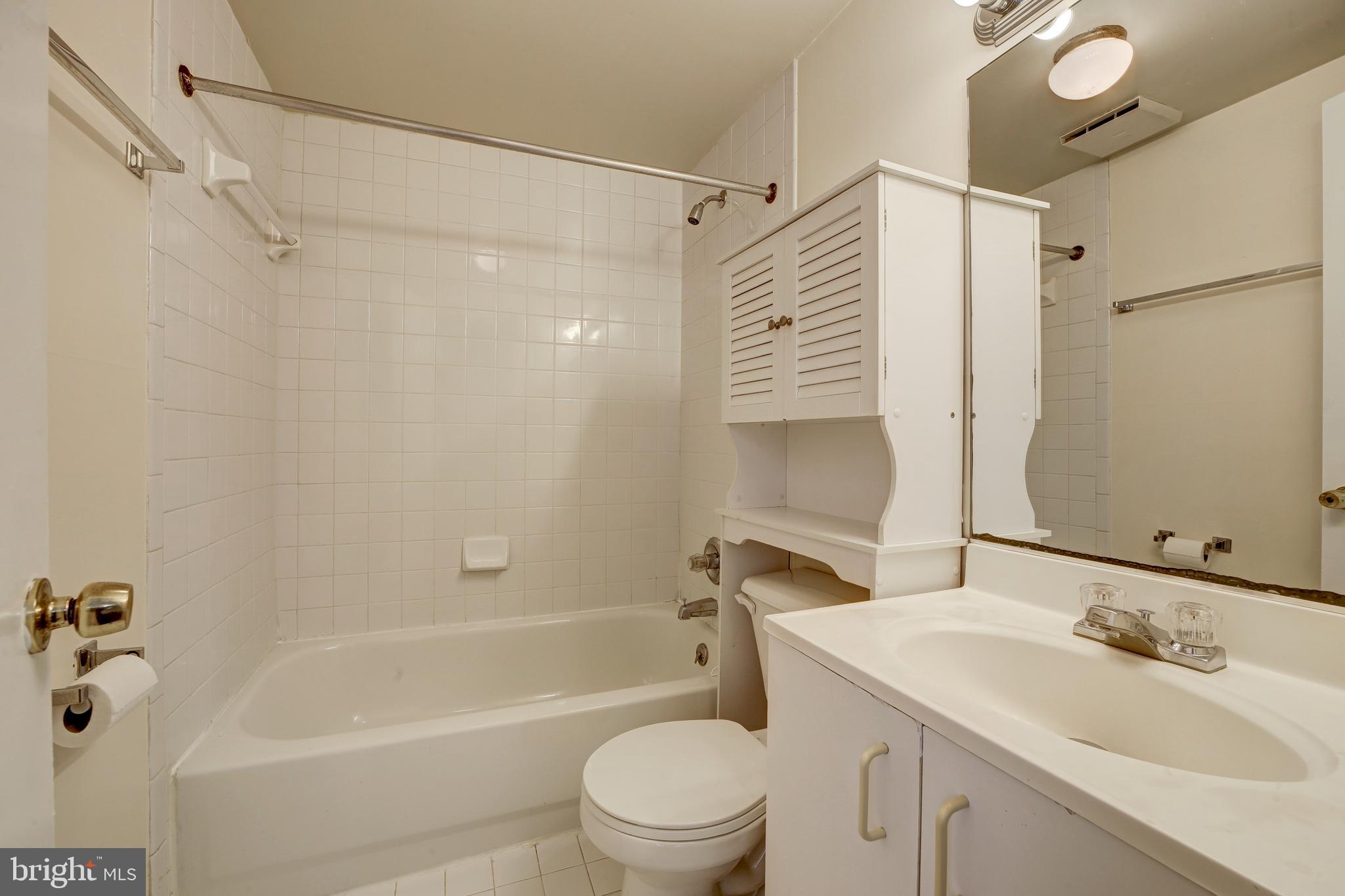 1239 Vermont Avenue Northwest, Unit 104 Washington, DC 20005 - Photo 8 of 8