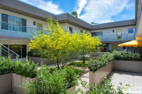 $524,900 | 588 East San Lorenzo Road, Unit 103, Palm Springs, CA 92264