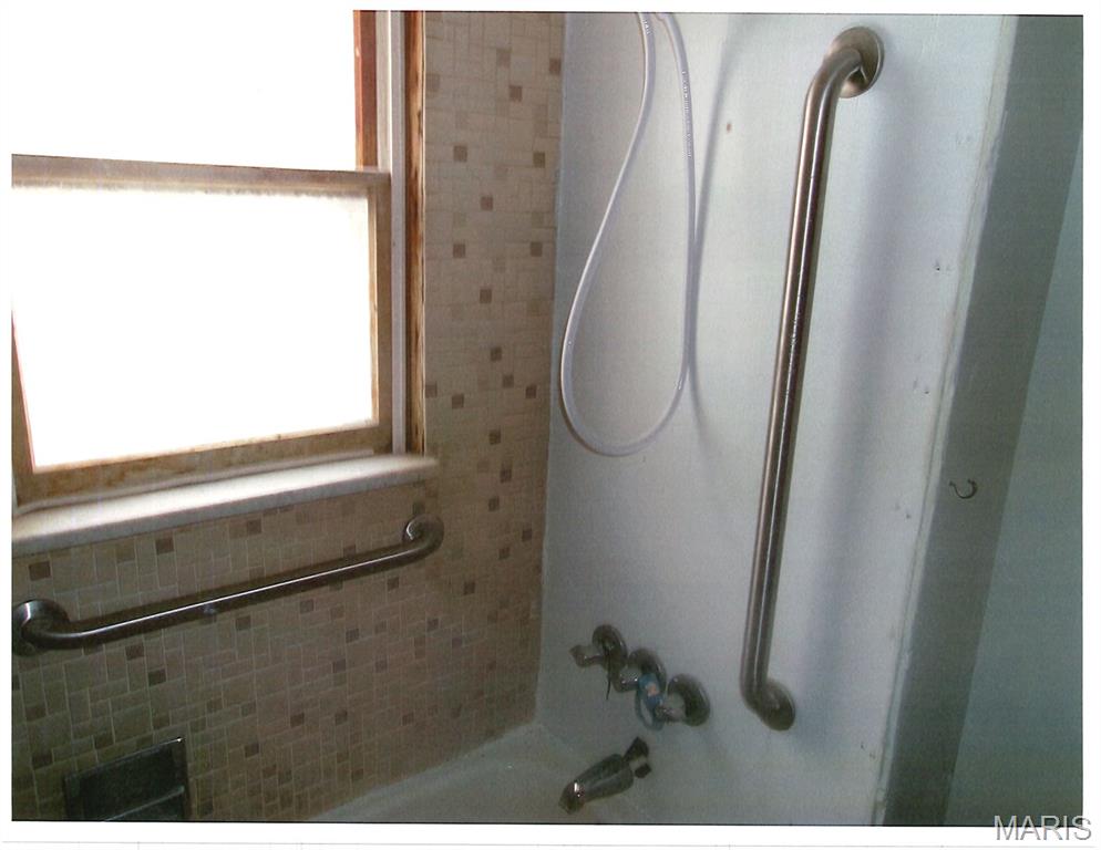 613 Washington Street Highland, IL 62249 - Photo 32 of 41