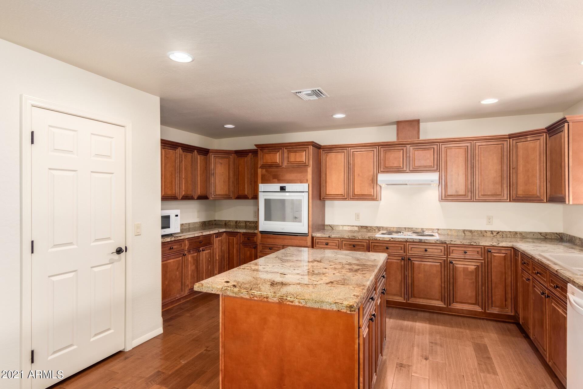 10511 East Adobe Road Mesa, AZ 85207 - Photo 23 of 40 0010-22-Adobe