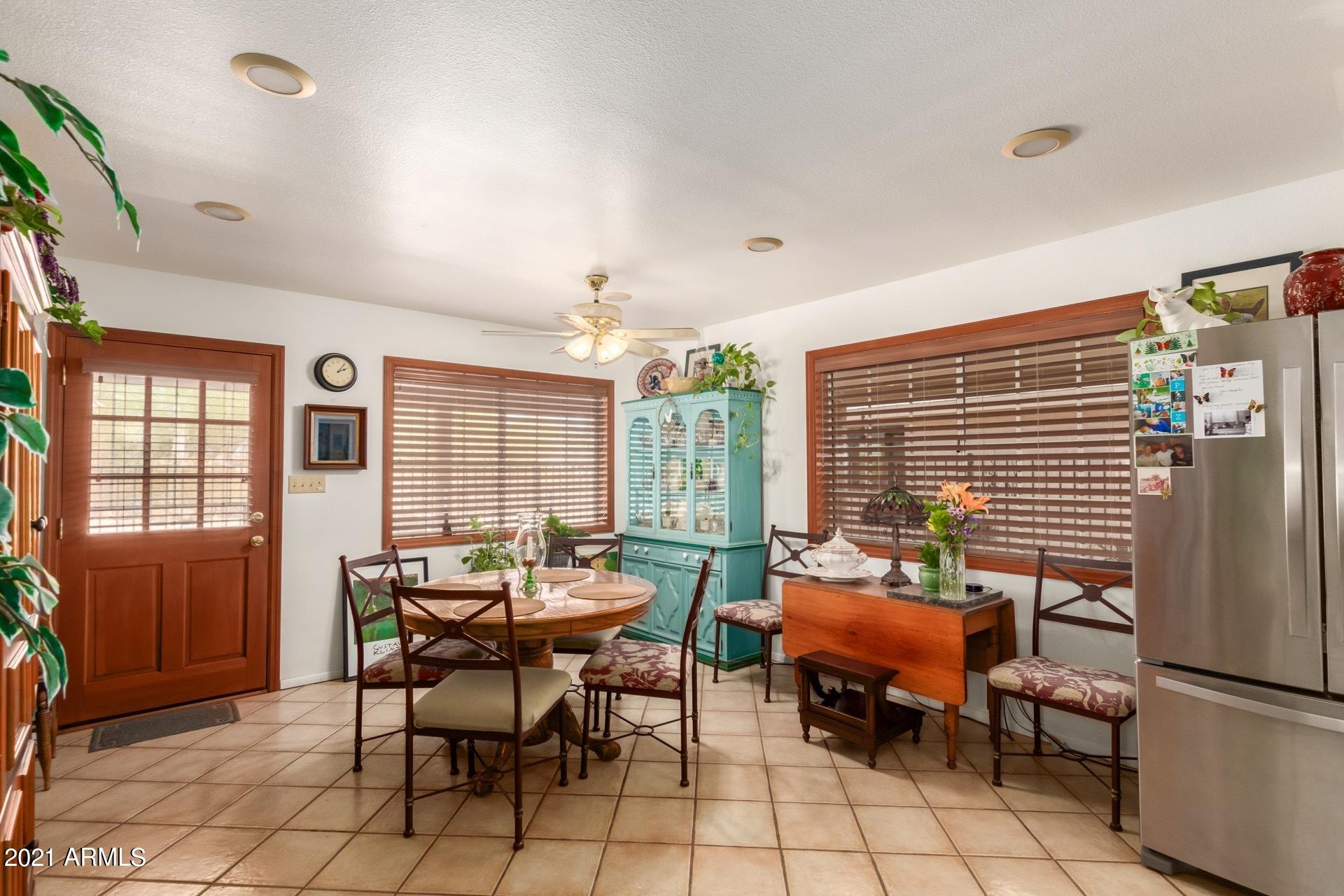 10511 East Adobe Road Mesa, AZ 85207 - Photo 8 of 40 0023-35-Adobe
