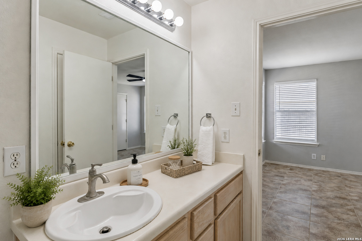 8927 Interlachen Selma, TX 78154 - Photo 8 of 48