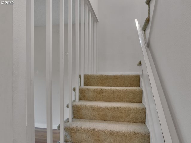 32228 Southwest Boones Bend Road Wilsonville, OR 97070 - Photo 11 of 47 Gallery Image 11