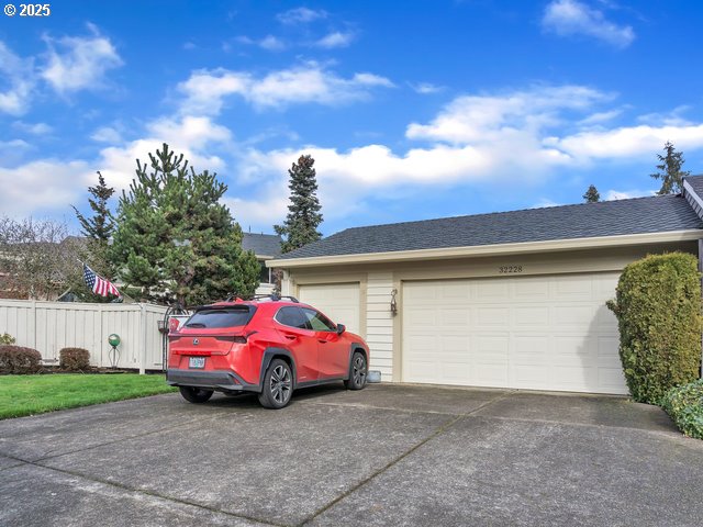 32228 Southwest Boones Bend Road Wilsonville, OR 97070 - Photo 32 of 47 Gallery Image 32