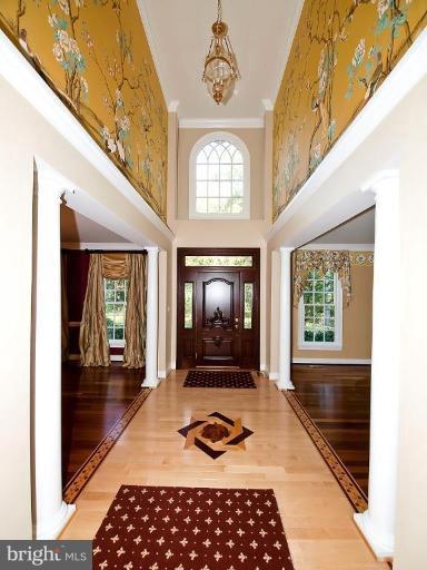 11209 Gunston Road Lorton, VA 22079 - Photo 4 of 30 Gracious Foyer
