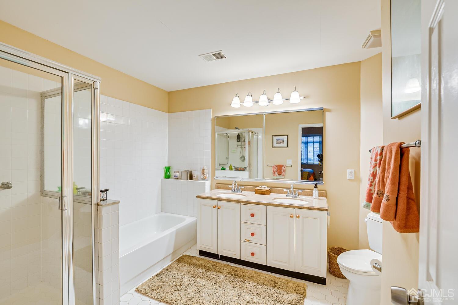 61 Winthrop Road, Unit G Monroe Township, NJ 08831 - Photo 30 of 45 Gallery Image 30