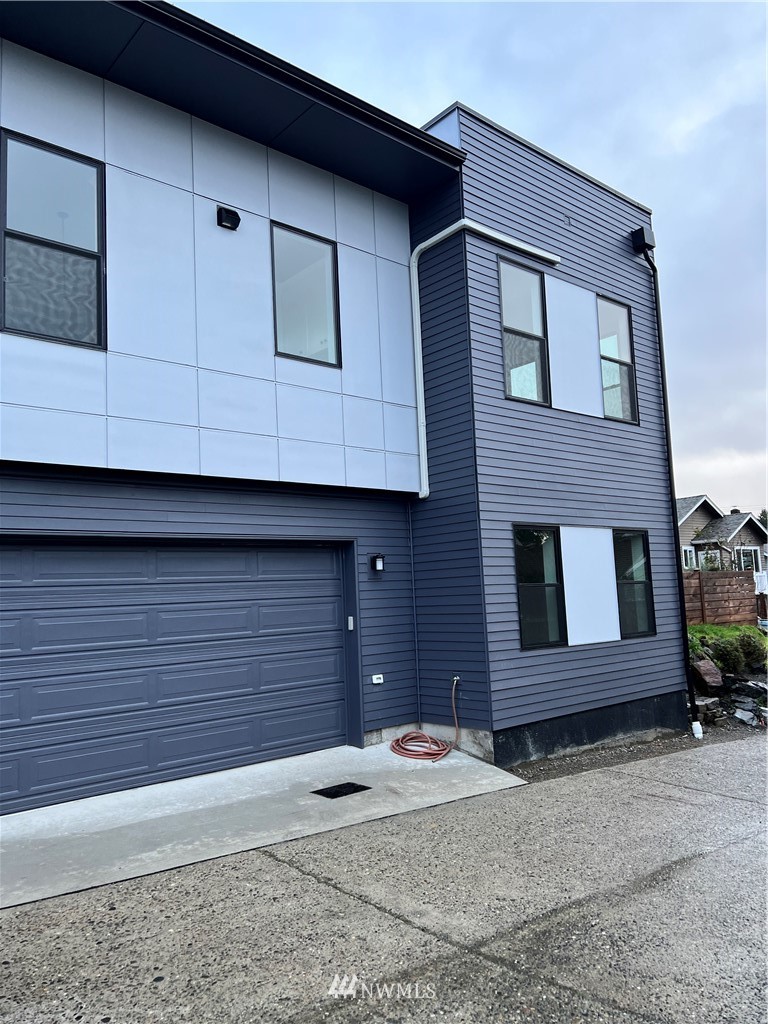 1339 North 79th Street, Unit B Seattle, WA 98103 - Photo 1 of 1 Gallery Image 1