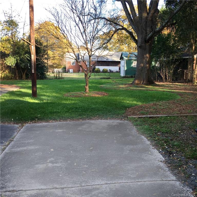 3719 Park Road Charlotte, NC 28209 - Photo 2 of 14 a huge green field with lots of trees